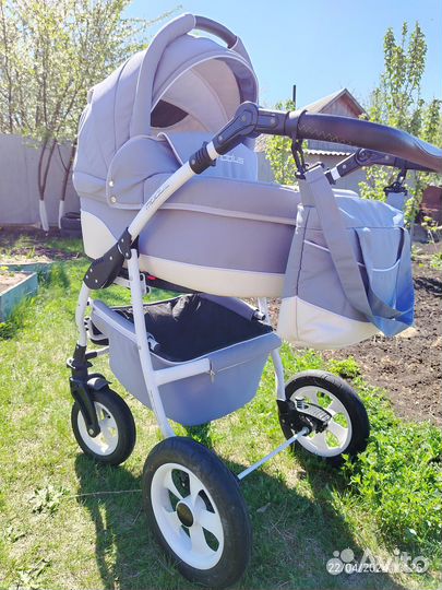 Детская коляска