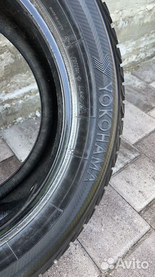 Yokohama Ice Guard 5 IG50 A 215/60 R16 19C