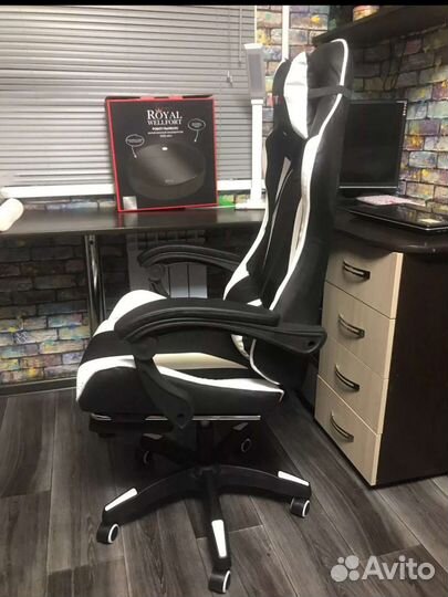 Новое кресло из экокожи