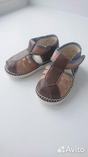 Сандали 22,5
