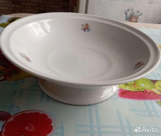 Фарфоровая фруктовница СССР