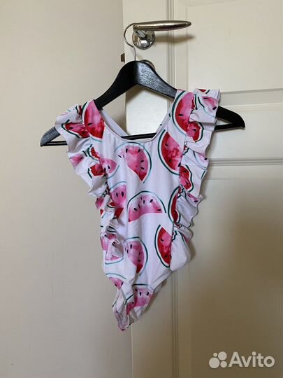 Купальник слитный для девочки новый 104-122