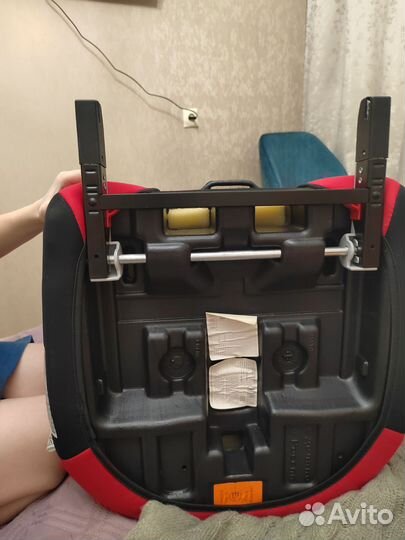 Автокресло бустер