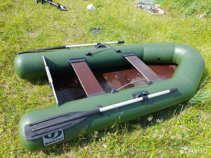 Лодка Фрегат 280 Е и мотор Парус Т-4S