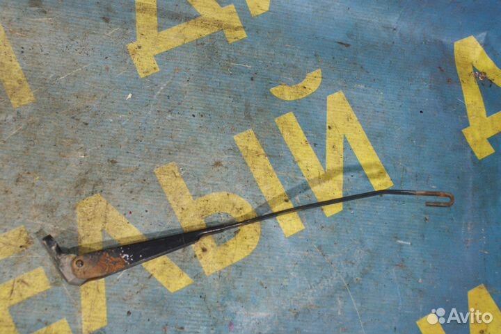 Поводок заднего дворника Opel Astra F