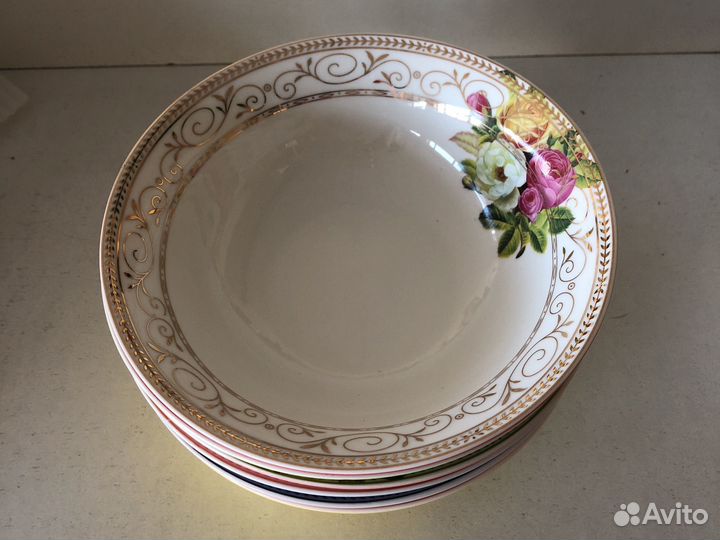 Набор суповых тарелок