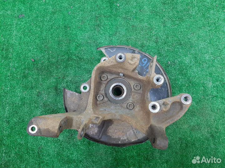 Кулак задний левый Ford Kuga CBV 2011