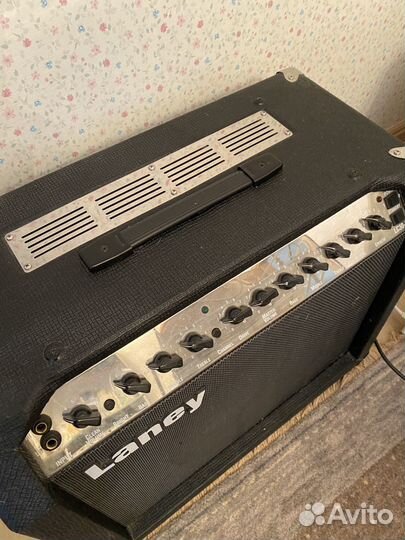 Ламповый комбоусилитель