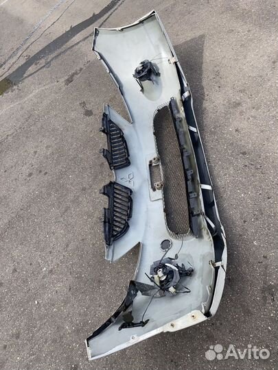 Бампер передний Mitsubishi Grandis NA4W MN145450