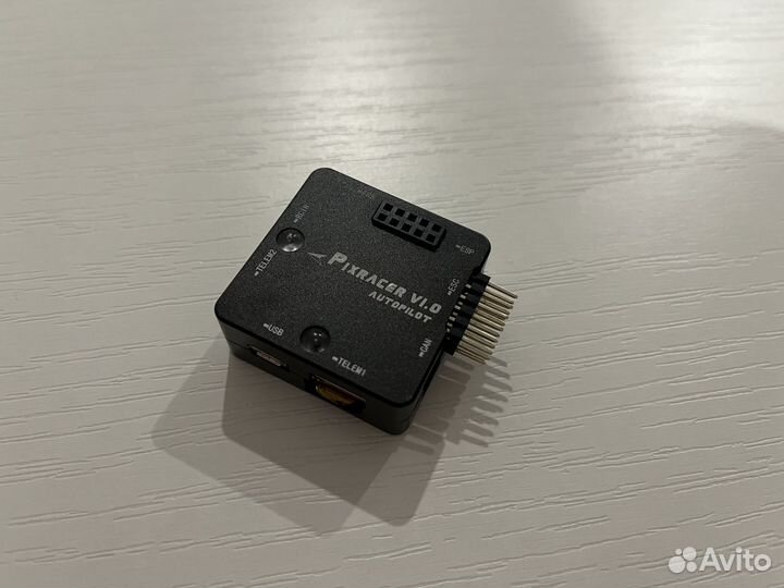 Полетный контроллер pixracer