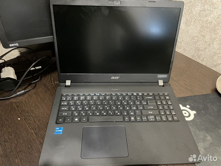 Ноутбук Acer travelmate p2