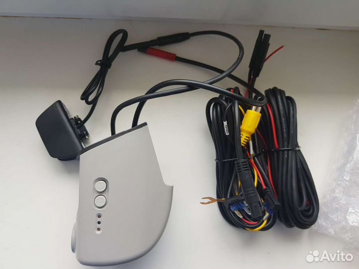 Регистратор под зеркало на лобовое для audi