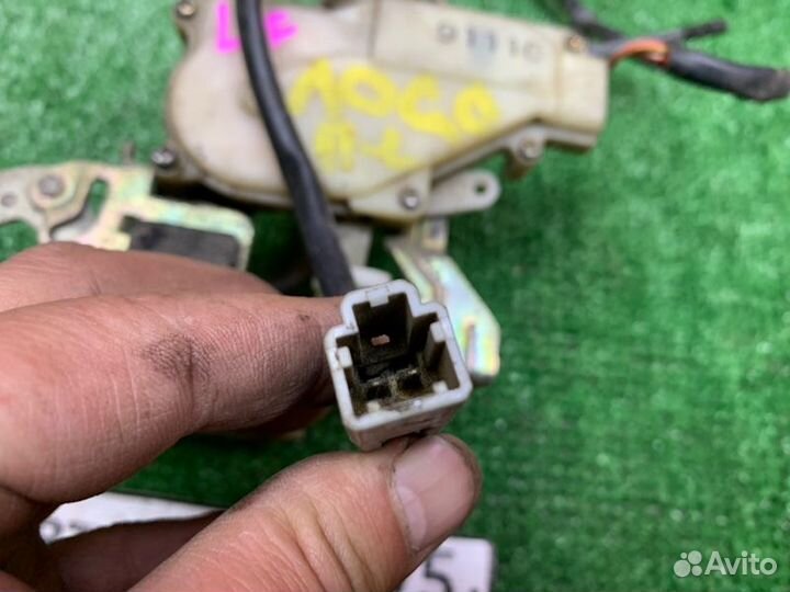 Замок двери передний левый Honda Logo GA3 D13B