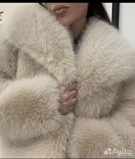 Шуба пушистая эко бежевая S M новая lime zara
