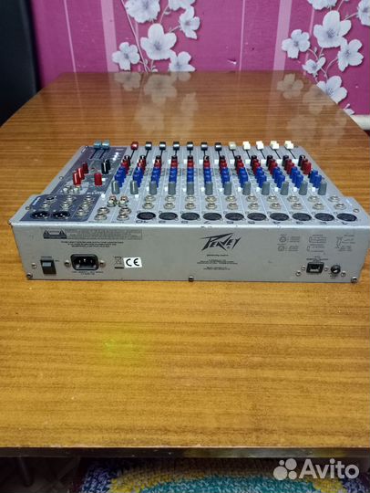 Микшерный пульт