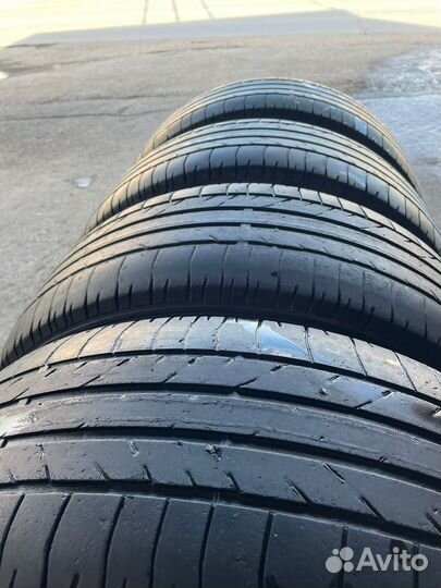 Bridgestone Potenza RE040 235/55 R17