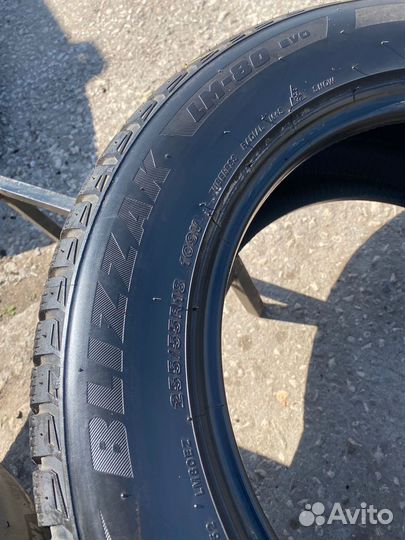 Bridgestone Blizzak LM-80 255/55 R18