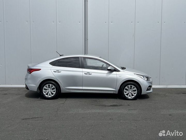 Hyundai Solaris 1.6 AT, 2017, 70 000 км