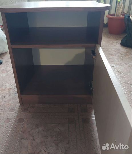 Тумба прикроватная