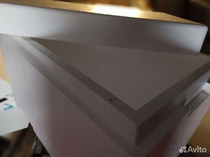 Термоконтейнер из пенопласта