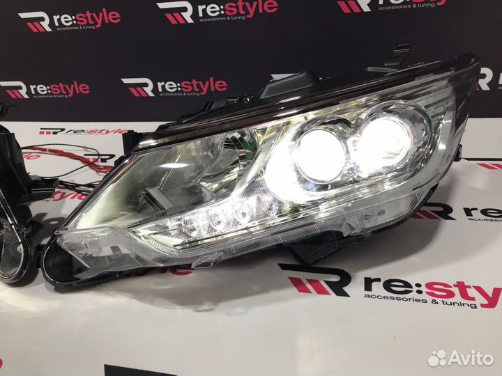 Фары Toyota Camry 55 14-17 2 линзы