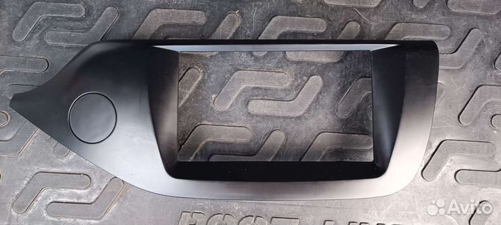 Магнитола 2 din и переходная рамка для kia ceed