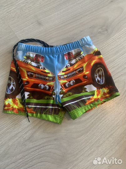 Аквашузы детские 29/30, плавки, шляпа H&M