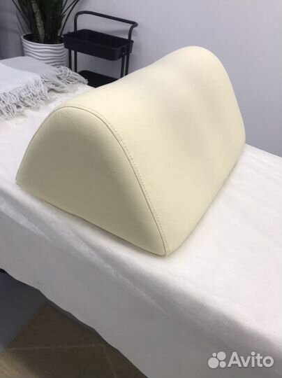 Полушка треугольная под колени