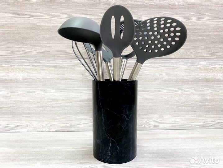 Набор кухонных принадлежностей