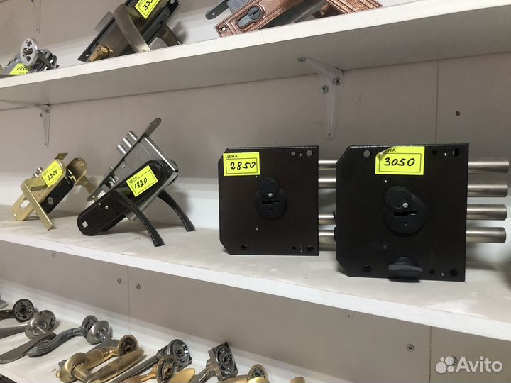 Замки дверные врезные