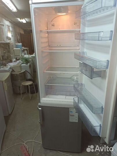 Холодильник
