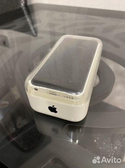 Коробка от iPhone 5c