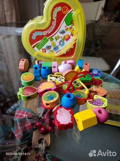 Развивающие игрушки