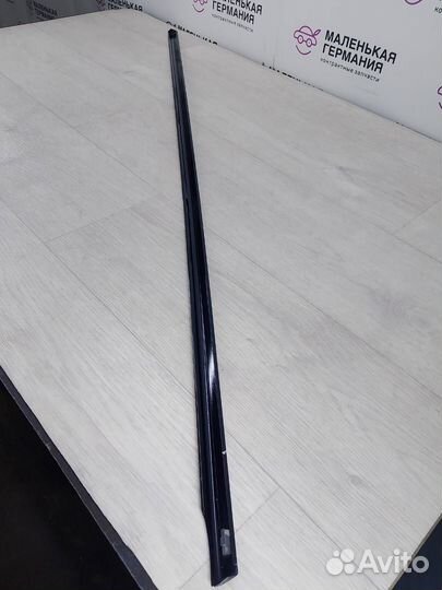 Молдинг стекла задний левый BMW M5 F90 2019