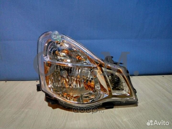 Фара Nissan Almera