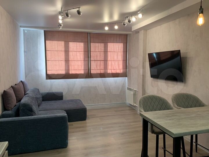 2-к. квартира, 75,6 м², 13/17 эт.