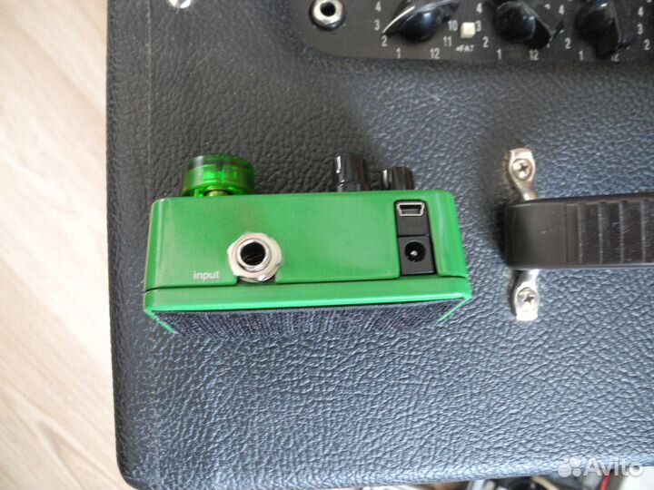 Гитарная педаль хорус TC electronic corona mini
