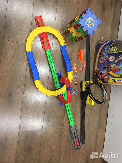 Гоночный трек