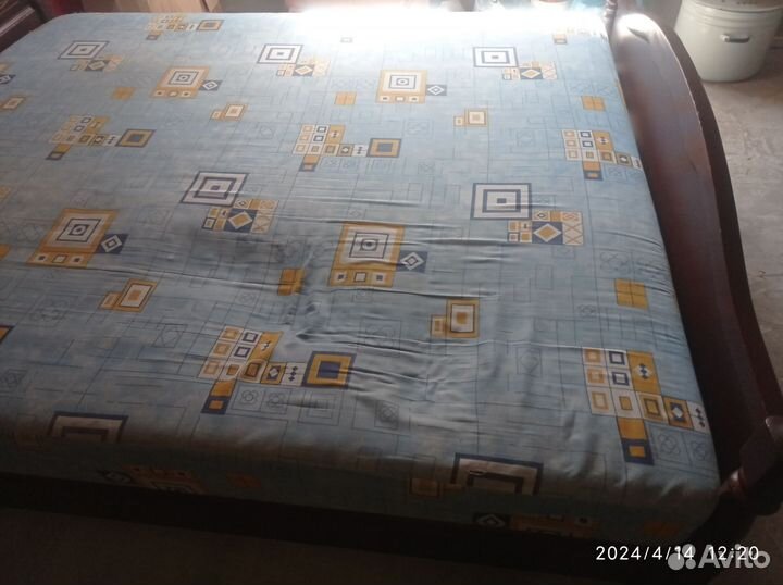 Кровать двухспальная с матрасом бу 160х200