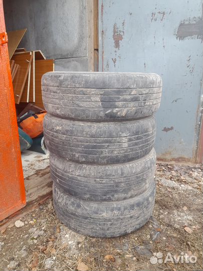 Bridgestone Alenza Sport AS 215/65 R16