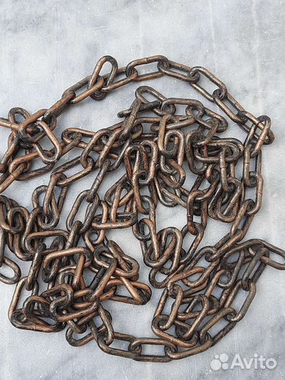 Жекоративная кованная цепь