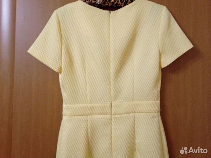 Платье женское 42 44