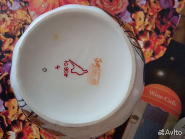 Сахарница, молочник и тарелочка