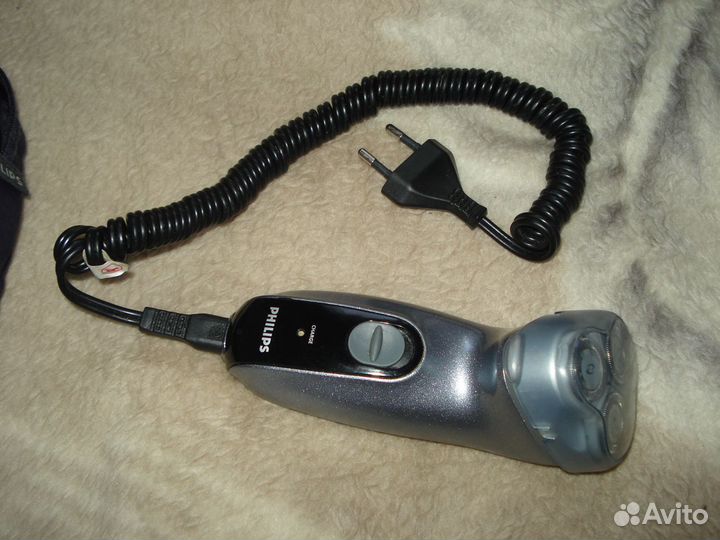 Бритва электрическая Philips HQ6695