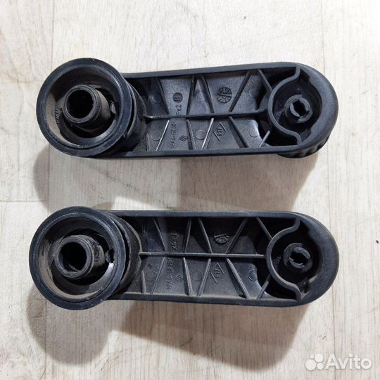 Ручка стеклоподъемника задняя Renault Logan седан