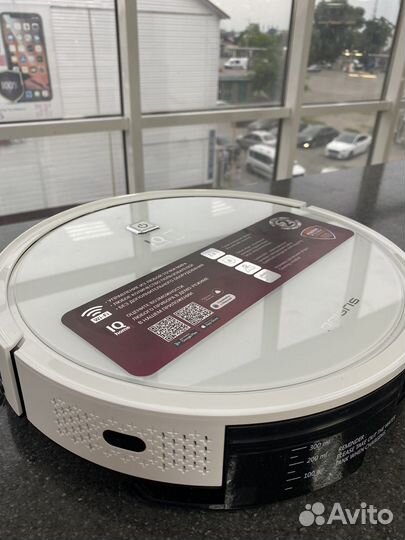 Робот пылесос Polaris