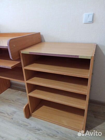 Столик с полками Компьютерный стол