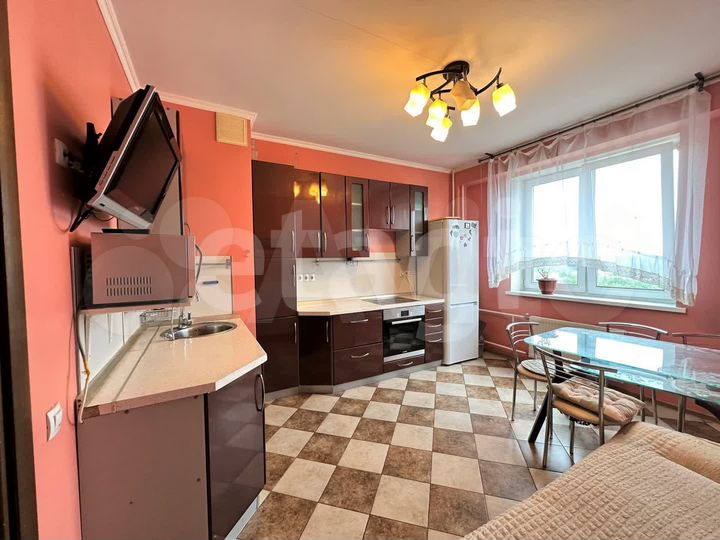 2-к. квартира, 67,9 м², 13/17 эт.