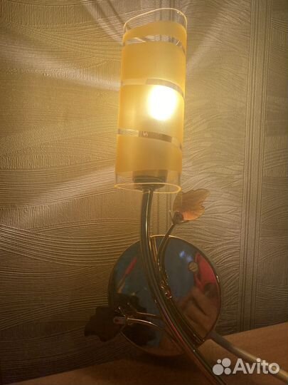 Настенный светильник бра