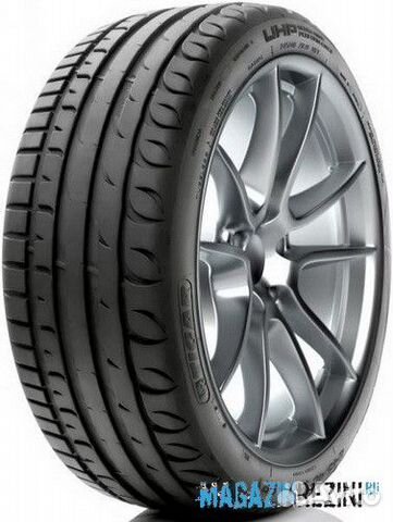 Tigar UHP Ultra High Performance 215/40 R17 87W